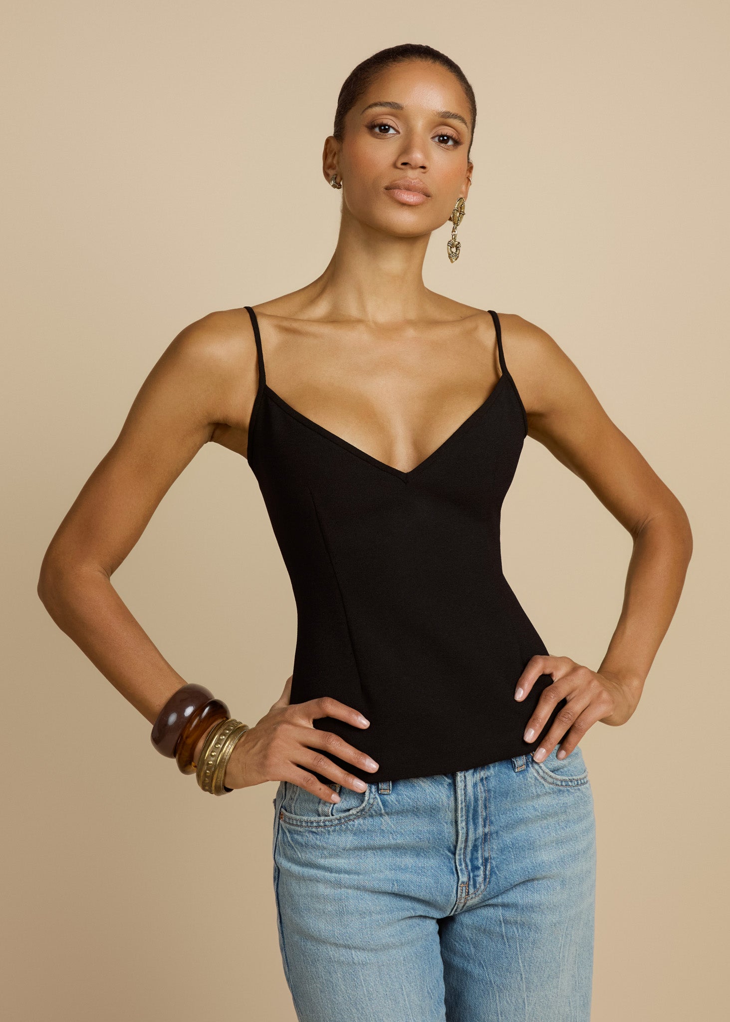 IRIS TOP BLACK – ARCINA ORI