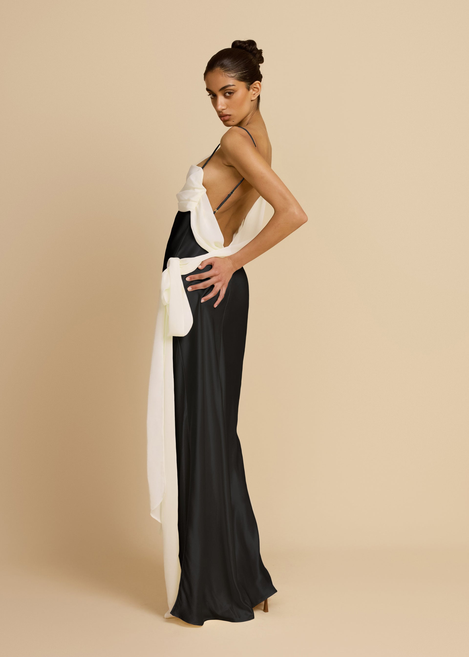 HELENA DRESS BLACK & IVORY